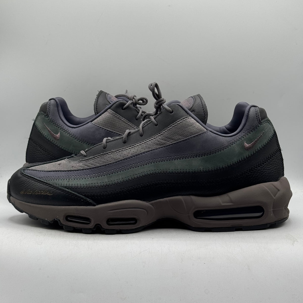 (USED) Nike Air Max 95 A Ma Maniere Hand Wash Cold Size 13