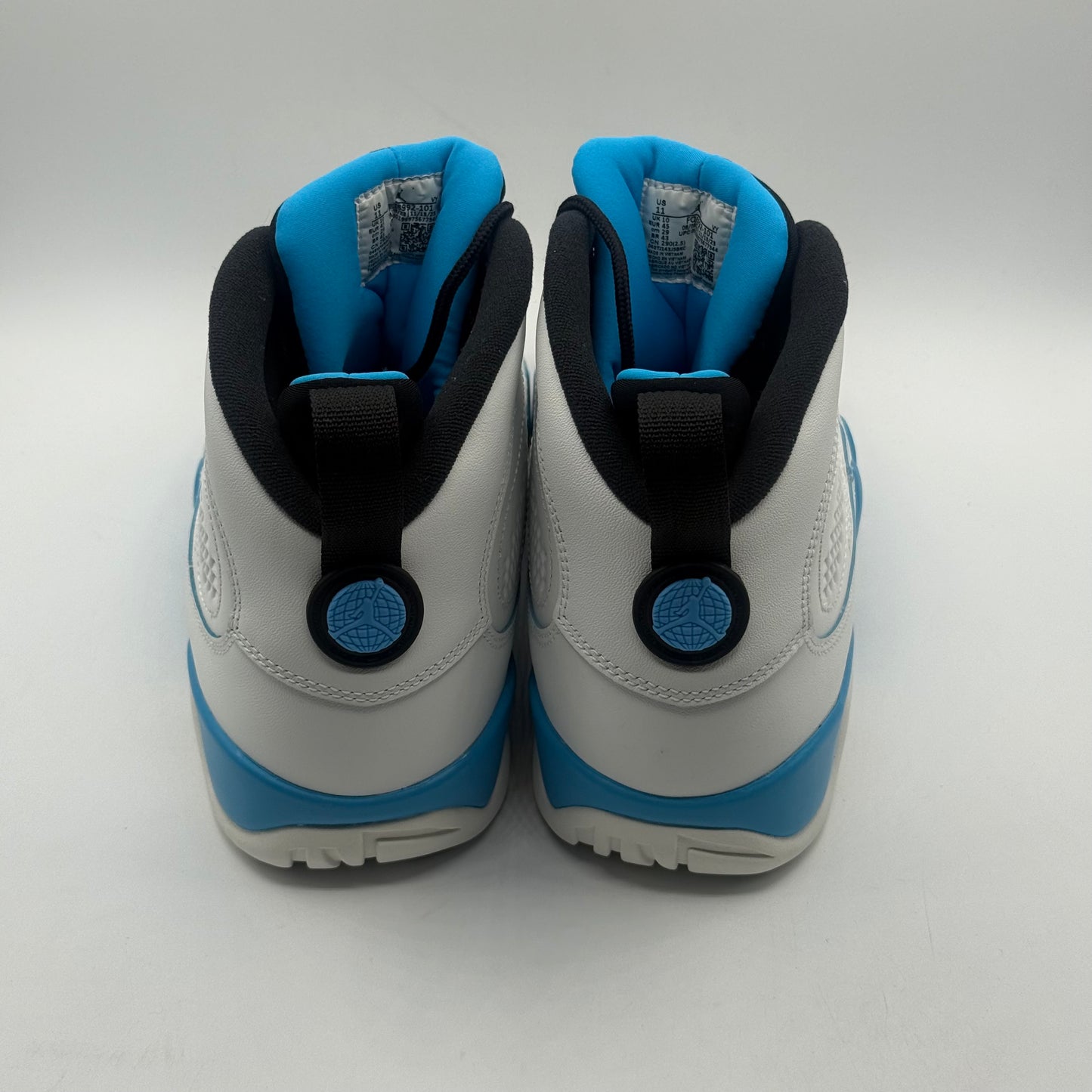 (USED) Jordan 11 Powder Blue Size 11