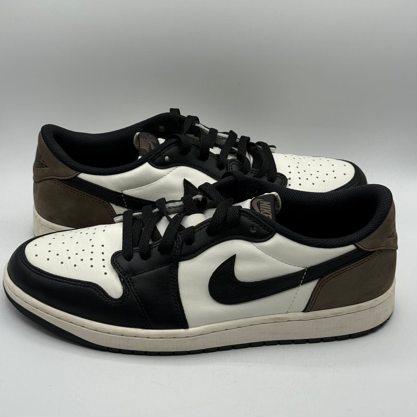 (USED, No Box) Jordan 1 Low Mocha Size 12