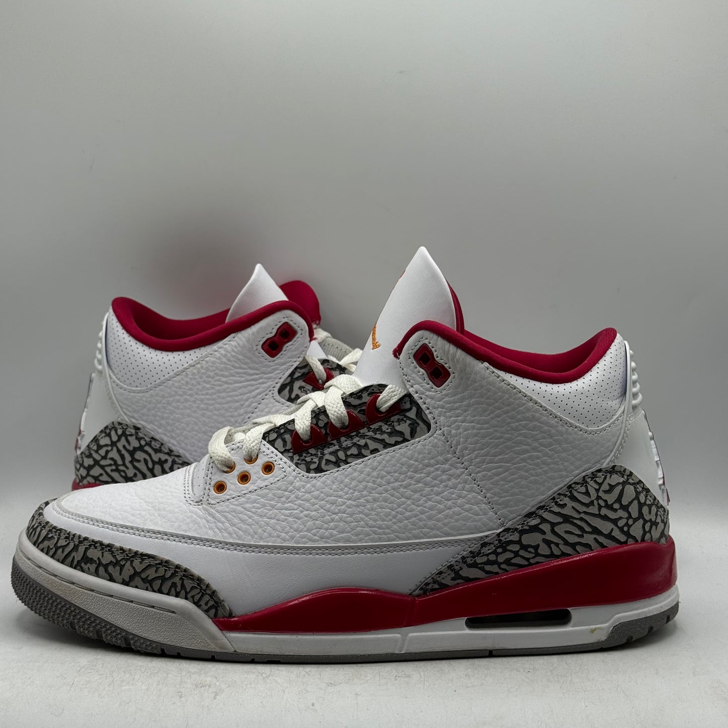 (Used) Jordan 3 Cardinal Size 10.5