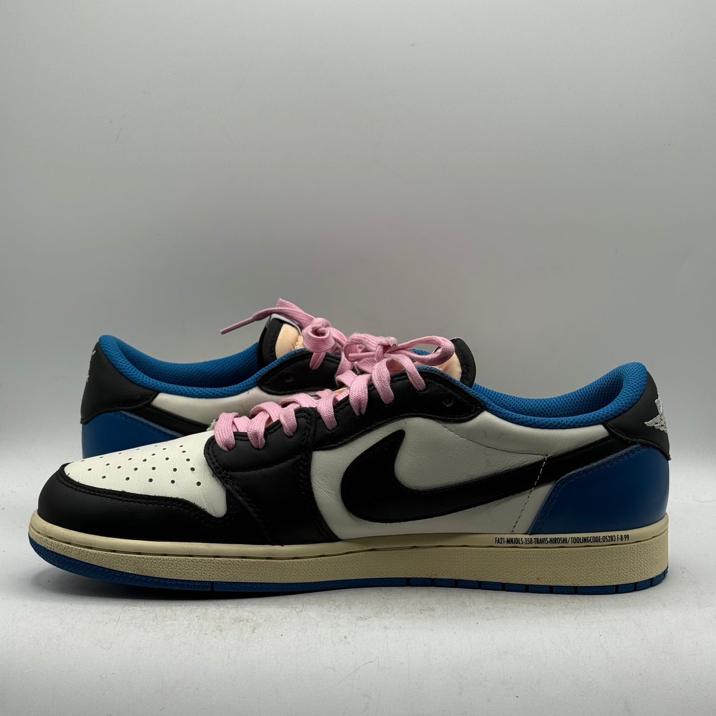 (Used) Jordan 1 Low OG Fragment x Travis Scott Size 10.5