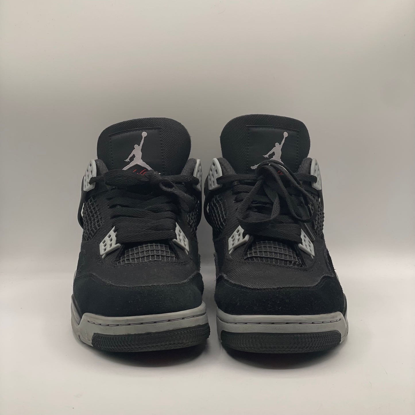 (USED NO BOX) Jordan 4 Black Canvas Size 9