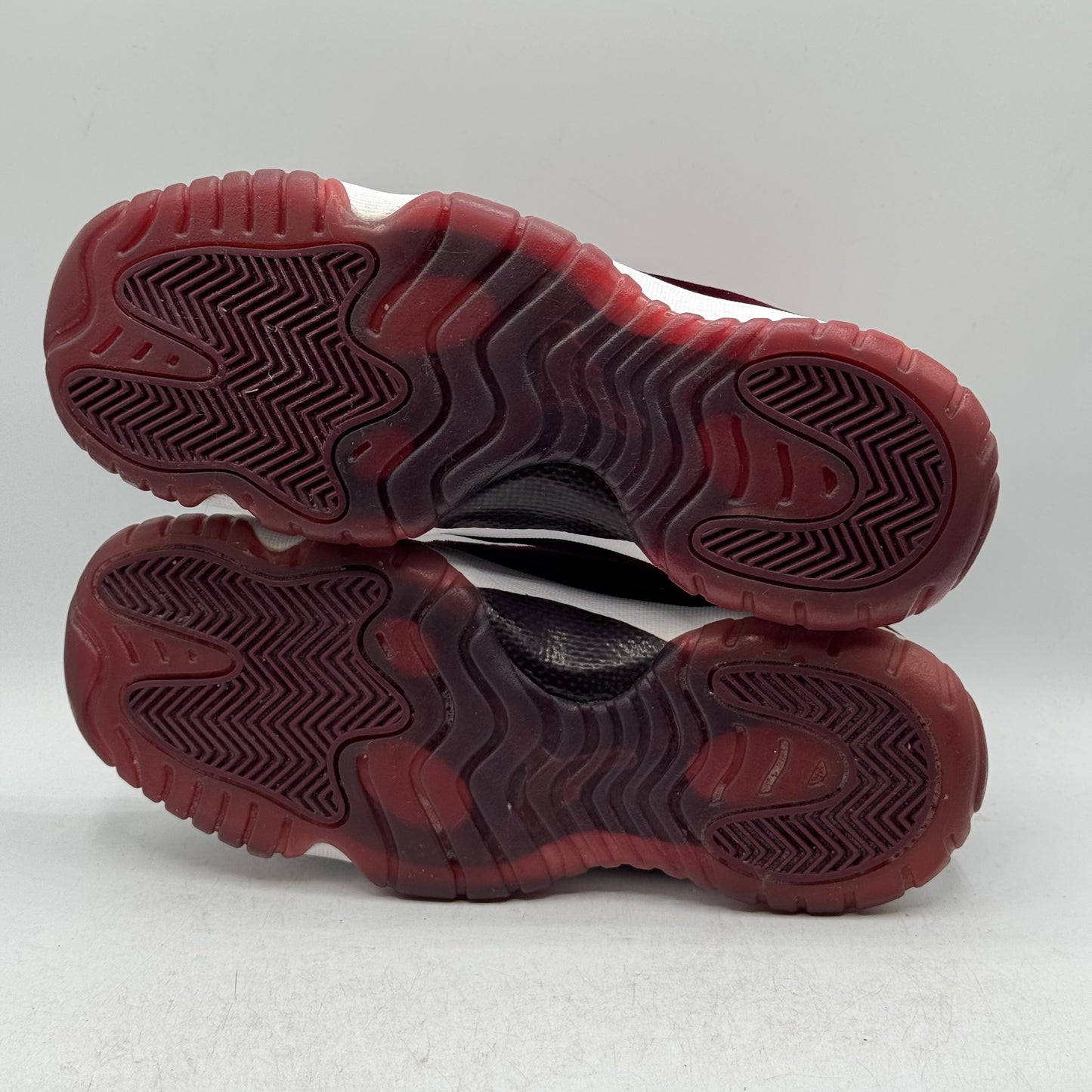 (Used No Box) Jordan 11 High Heiress Night Maroon Size 6.5Y