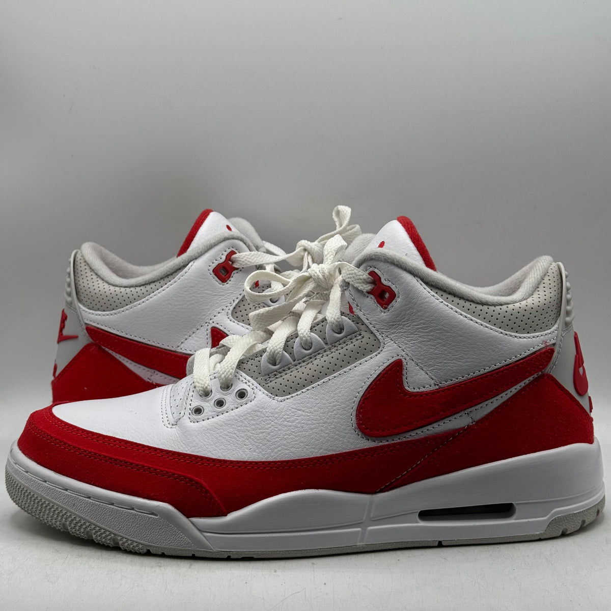 (Used) Jordan 3 Tinker White University Red Size 10
