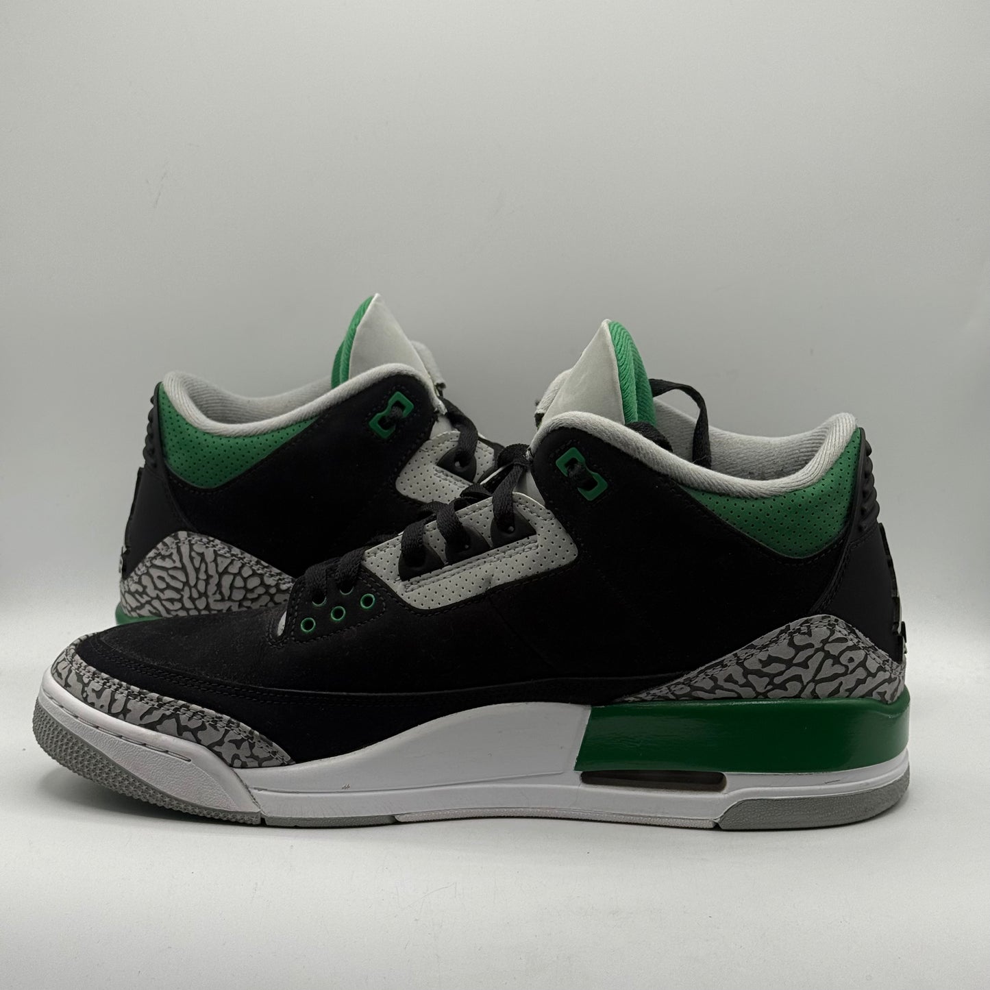 (Used) Jordan 3 Pine Green Size 12