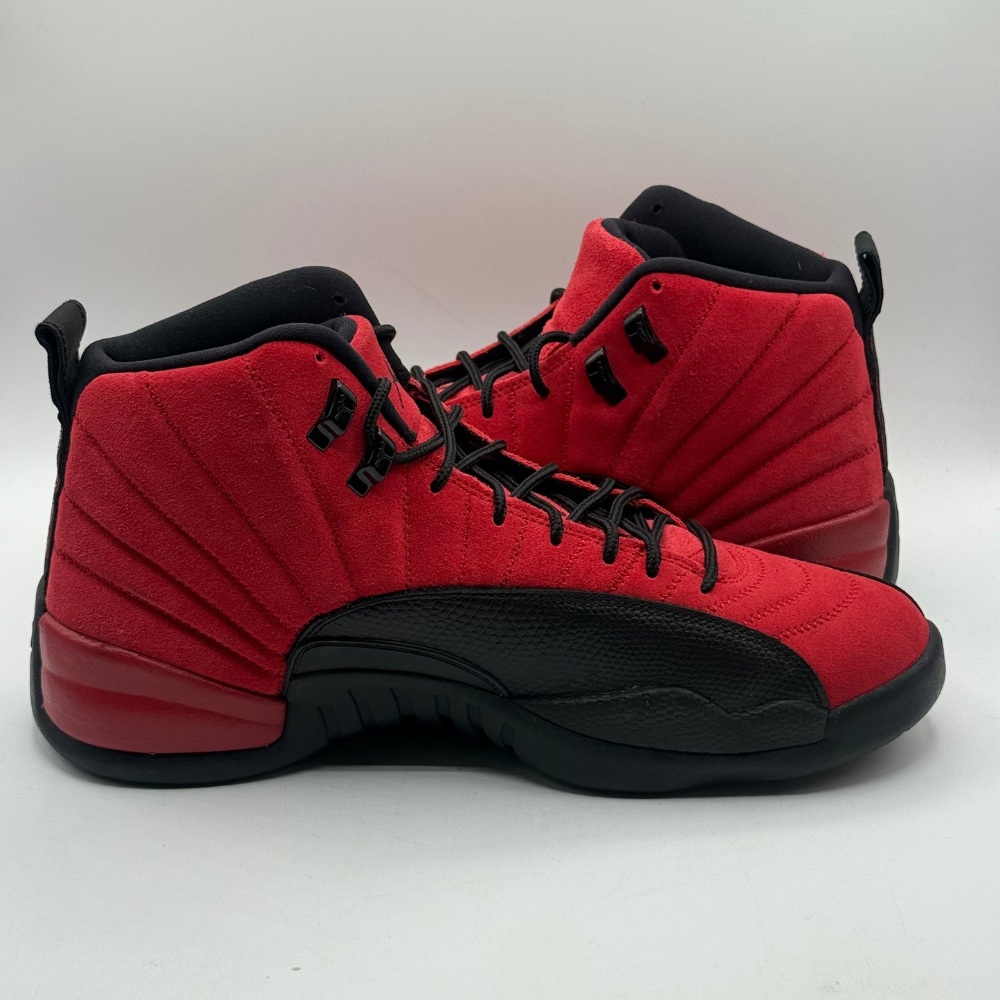 (USED) Jordan 12 Gym Red Size 11.5