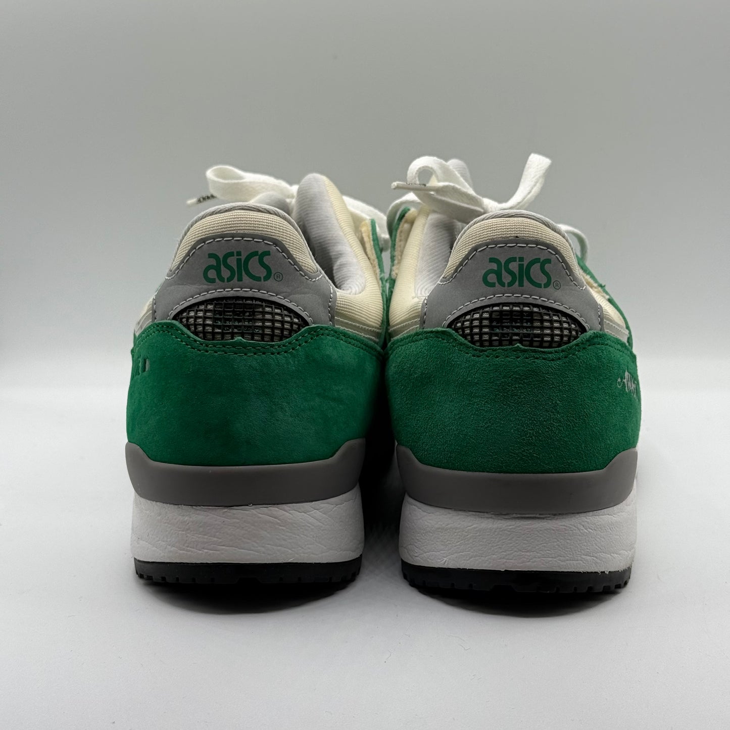 (Used) ASICS Gel Lyte Awake Size 10