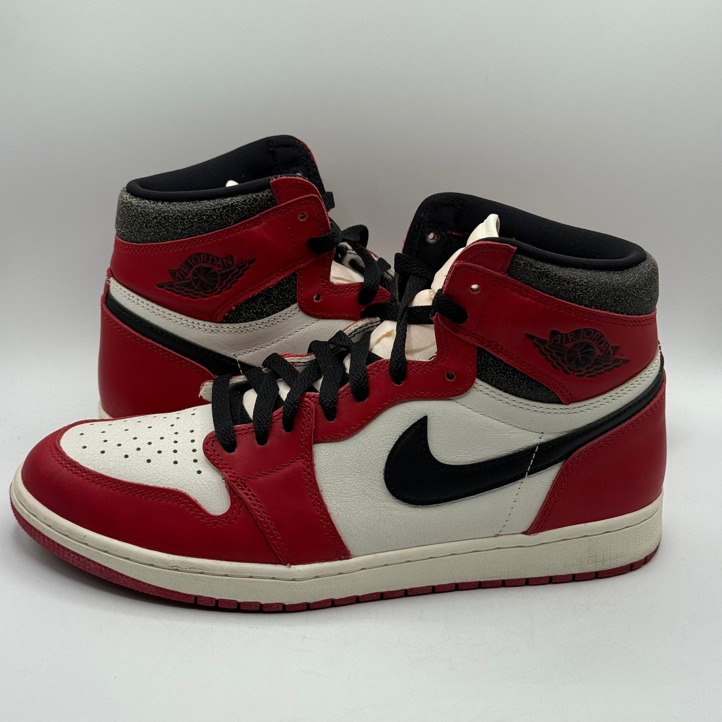(USED) Jordan 1 Lost and Found Size 10.5