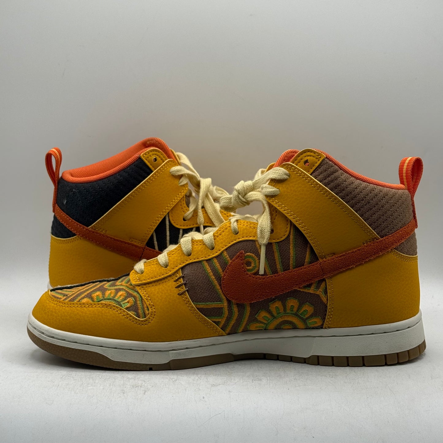 (Used) Nike Dunk High Somos Familia Size 9.5