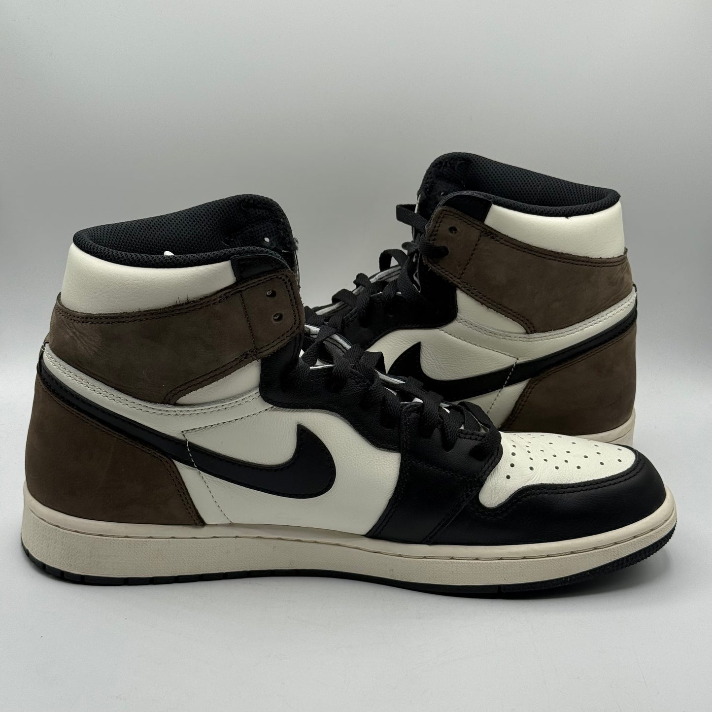 (USED) Jordan 1 High Mocha Size 13