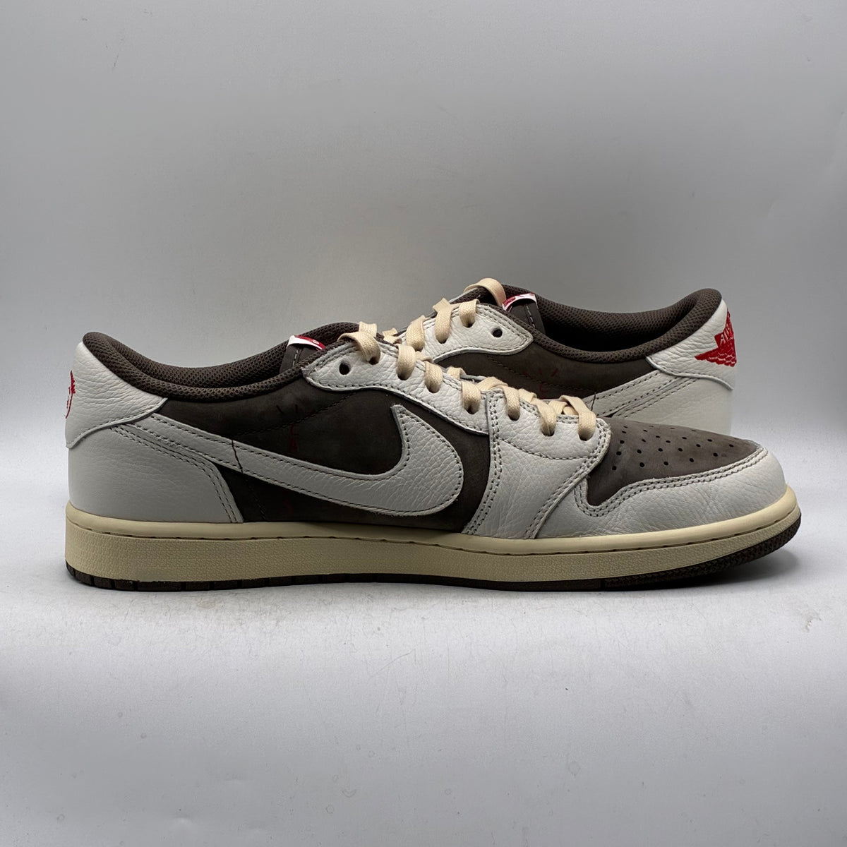 (USED) Jordan 1 Low Travis Scott Reverse Mocha Size 11