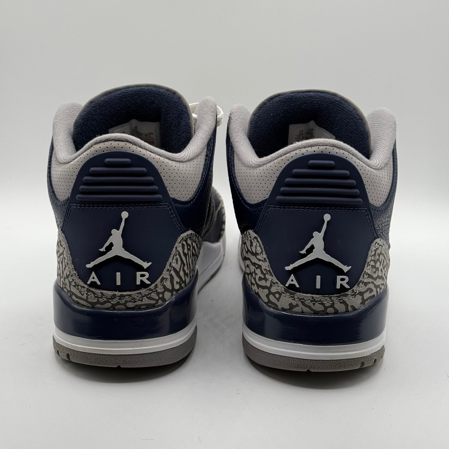 (Used Damaged Box) Jordan 3 Georgetown Size 10