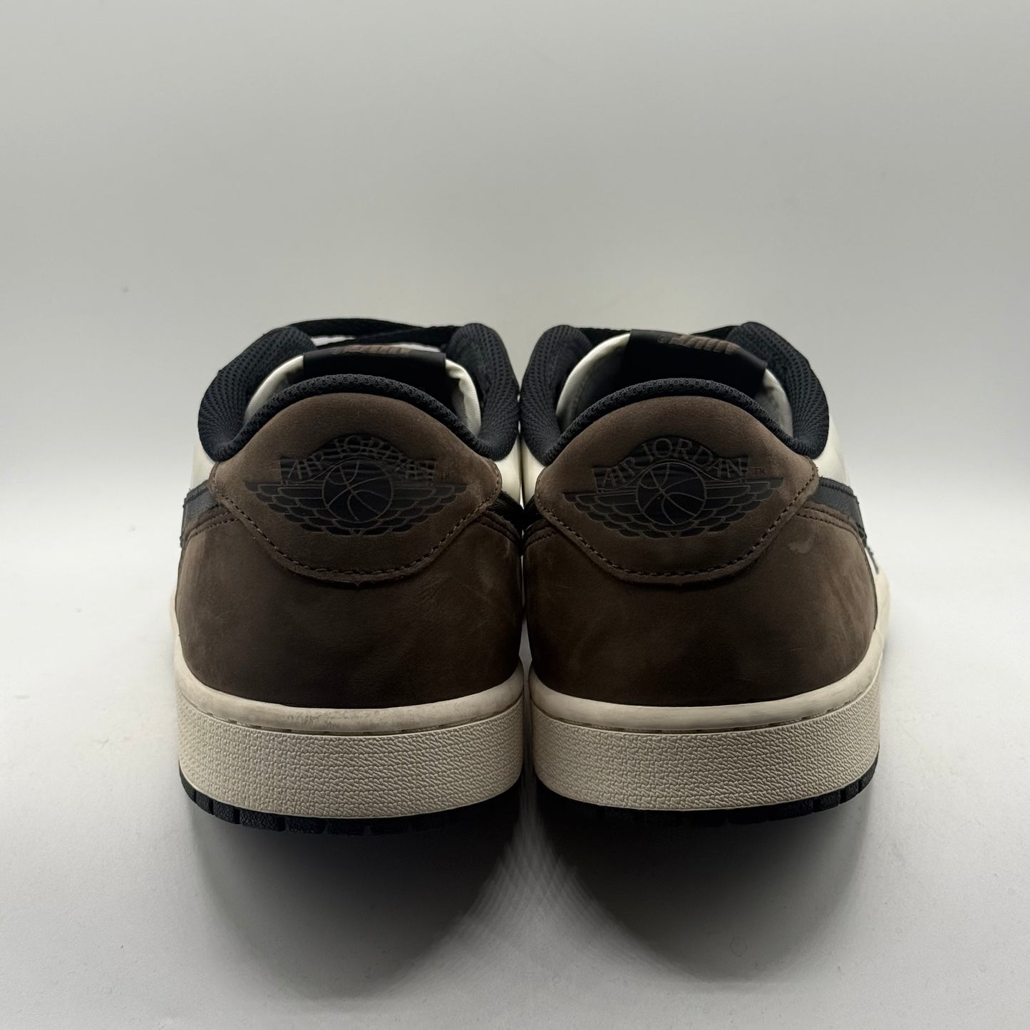 (Used) Jordan 1 Low Mocha Size 13