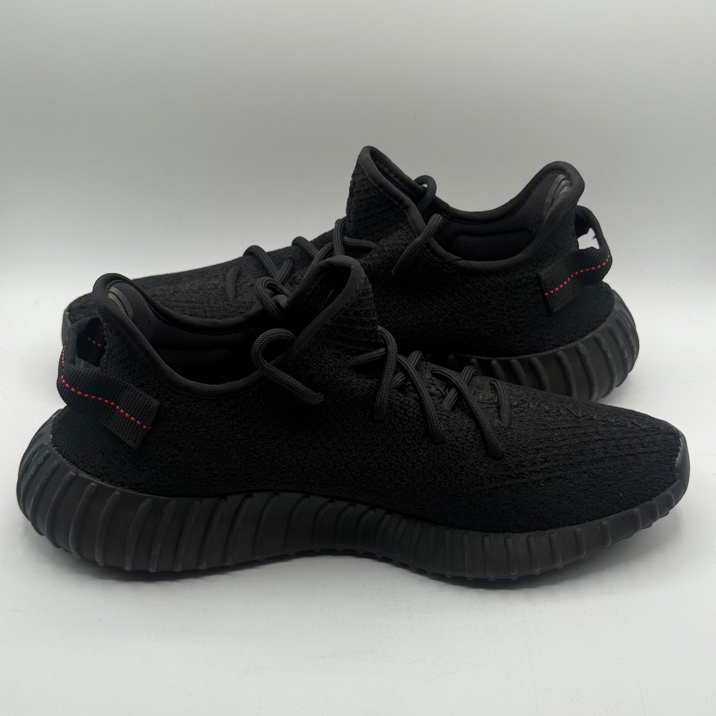 (USED) Yeezy 350 V2 Bred Size 10