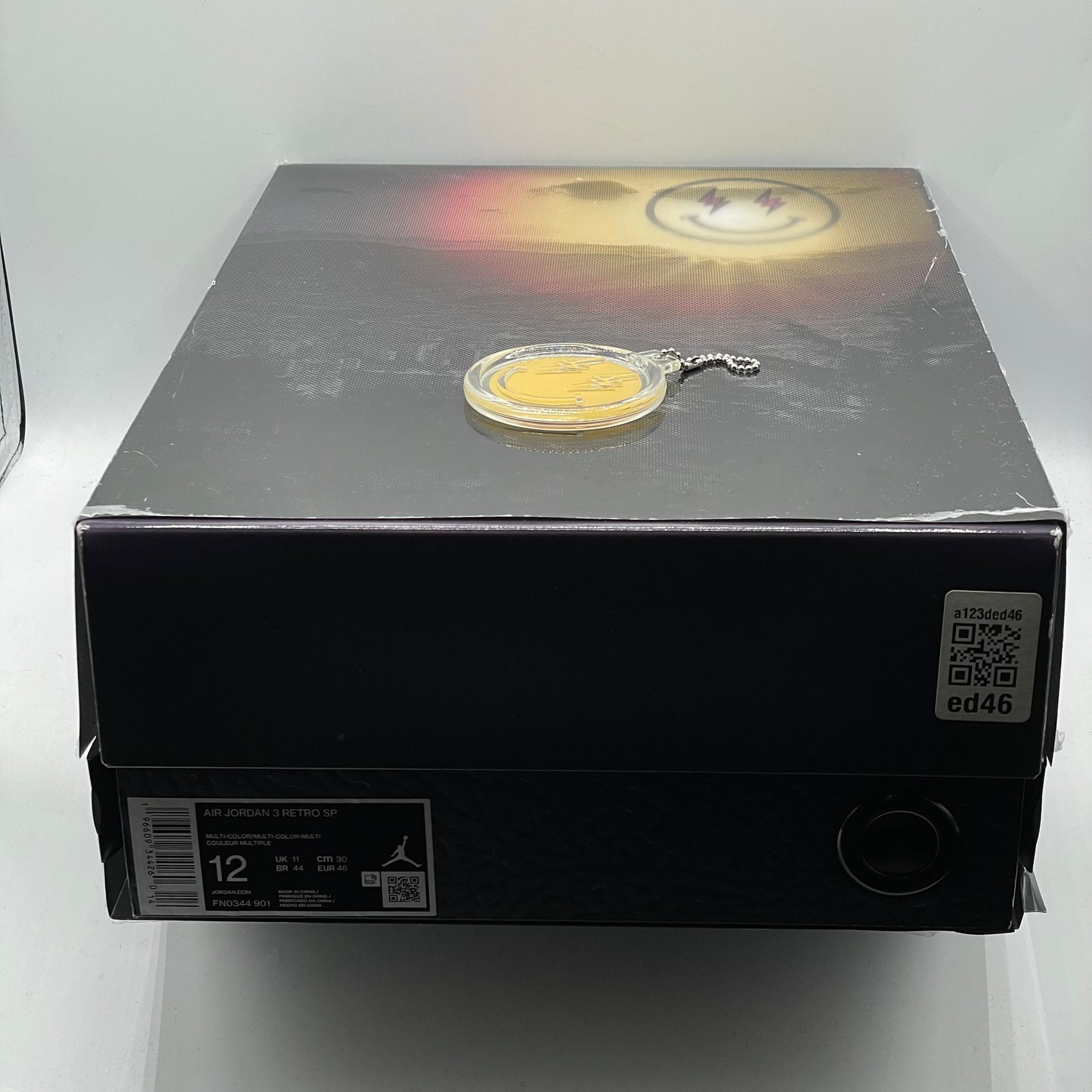 (USED) Jordan 3 J Balvin Medellin Sunset Size 12