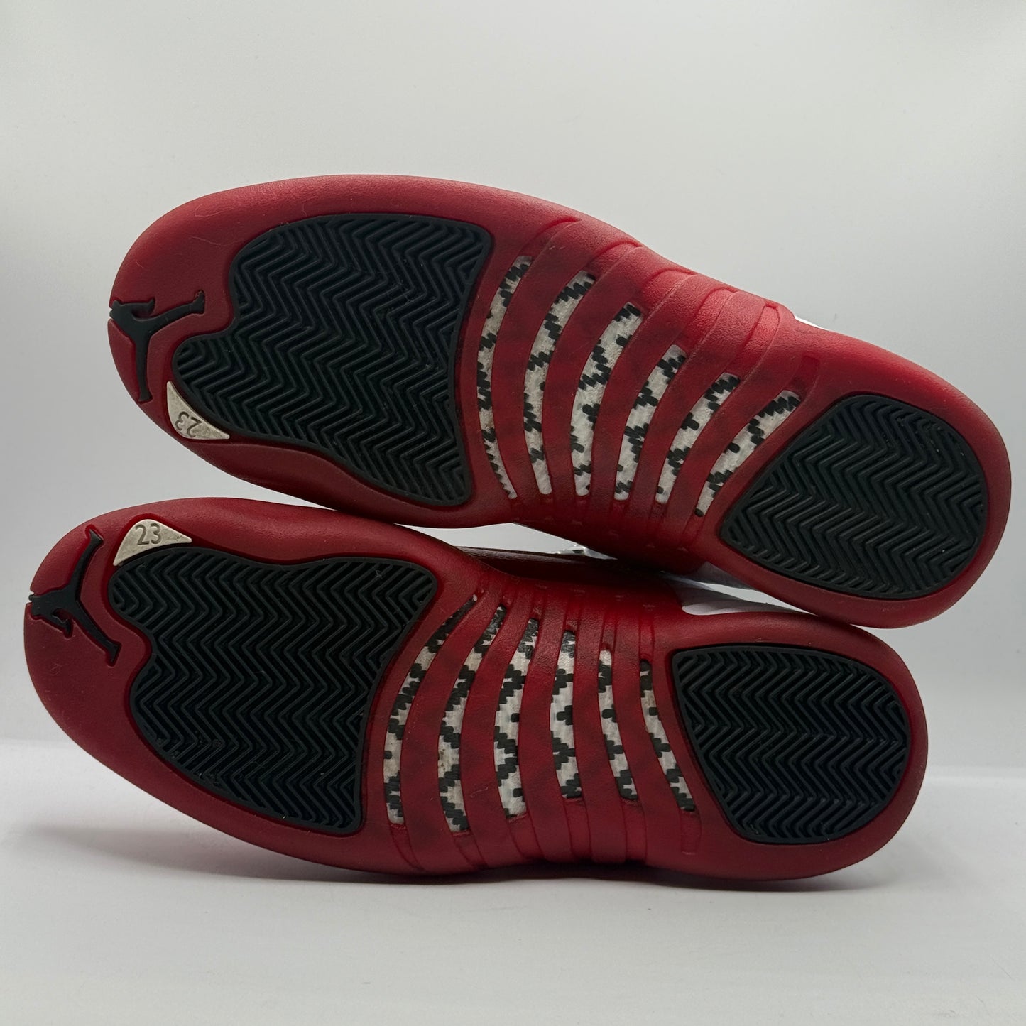 (USED) Jordan 12 Cherry Size 8.5