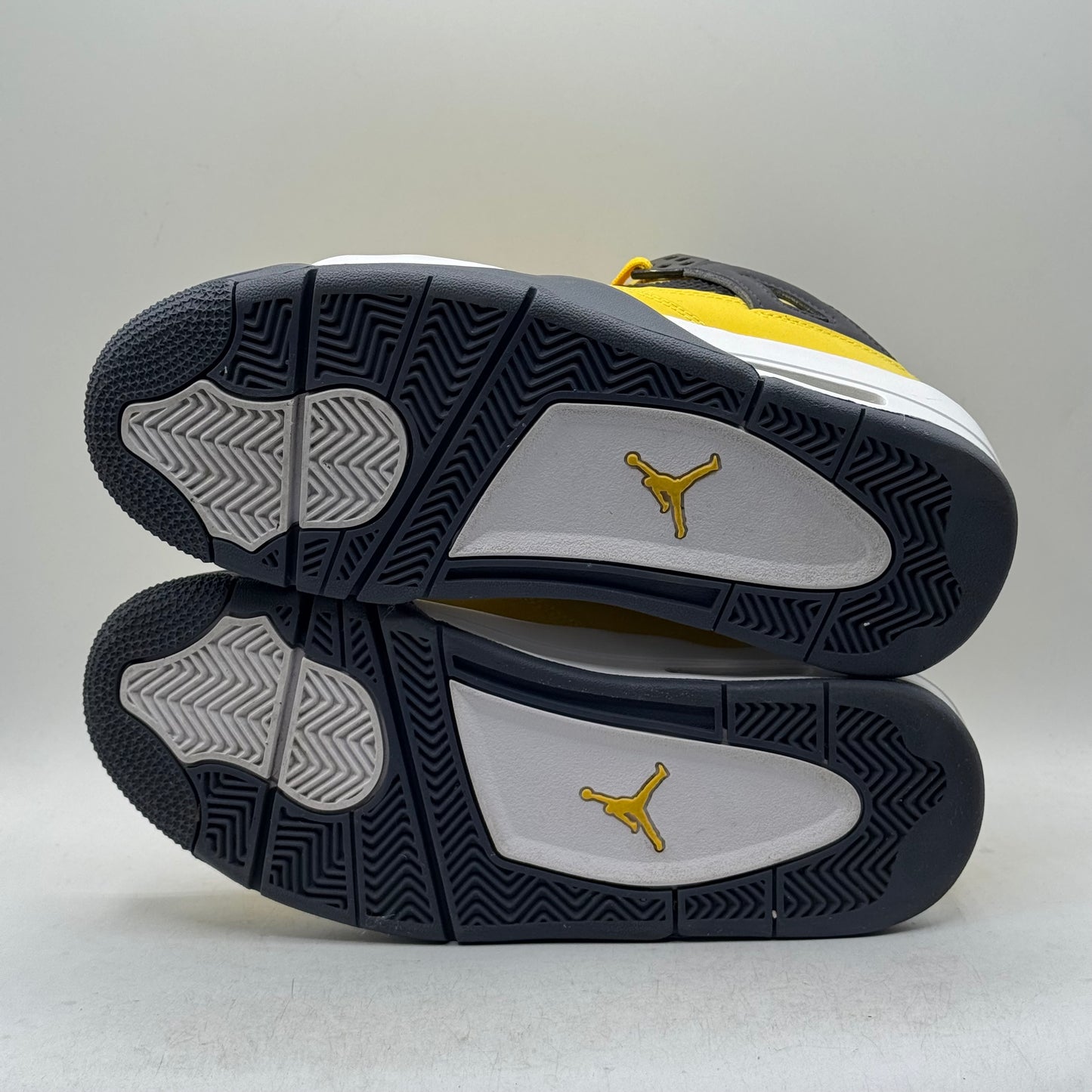 (Used) Jordan 4 Lightning Size 7Y