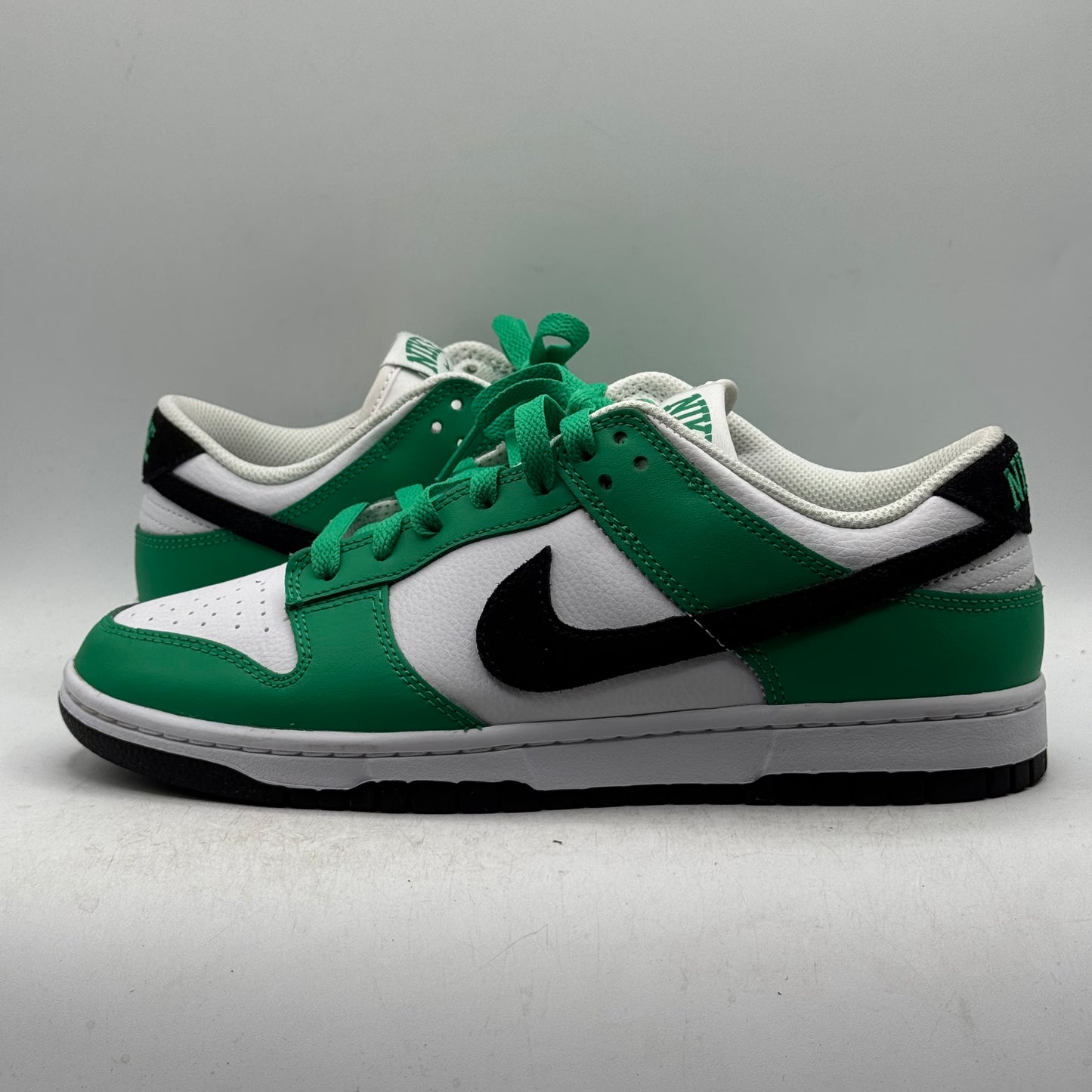 (Used) Nike Dunk Low Celtics Size 8.5
