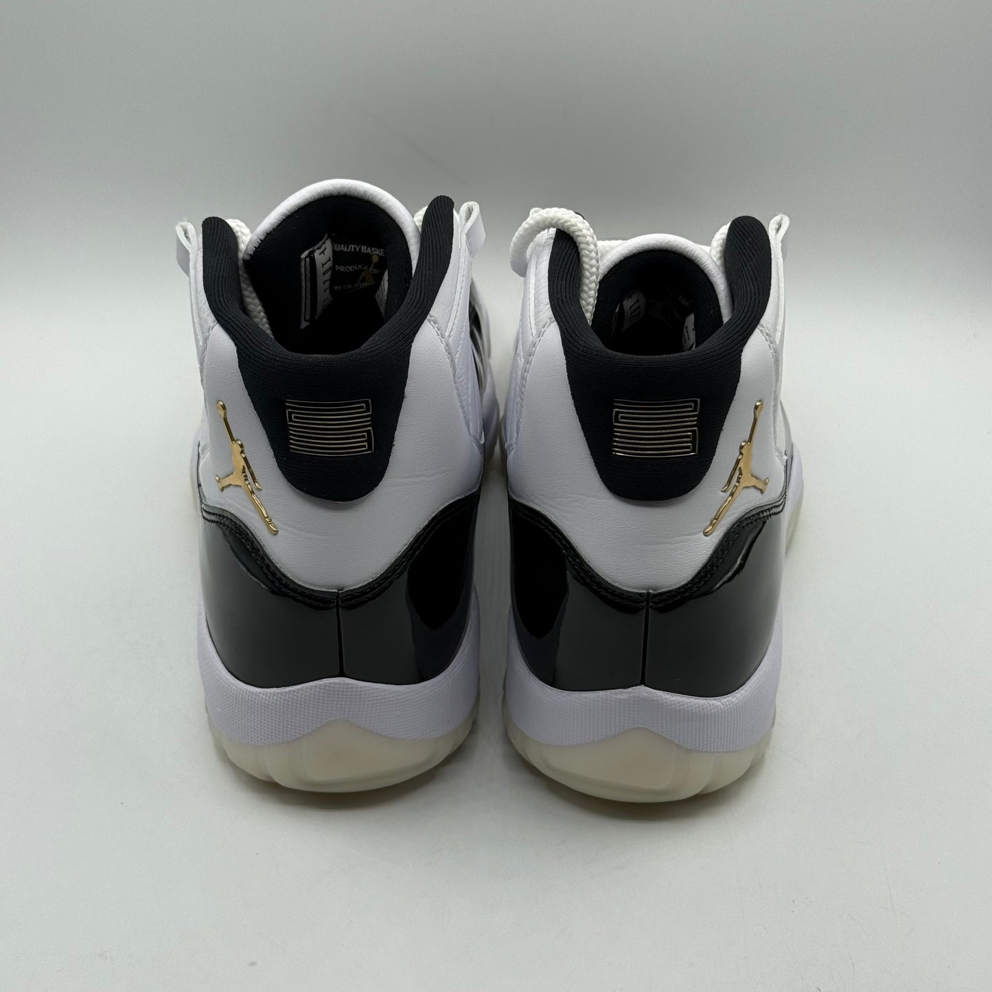 (USED) Jordan 11 High Gratitude Size 10