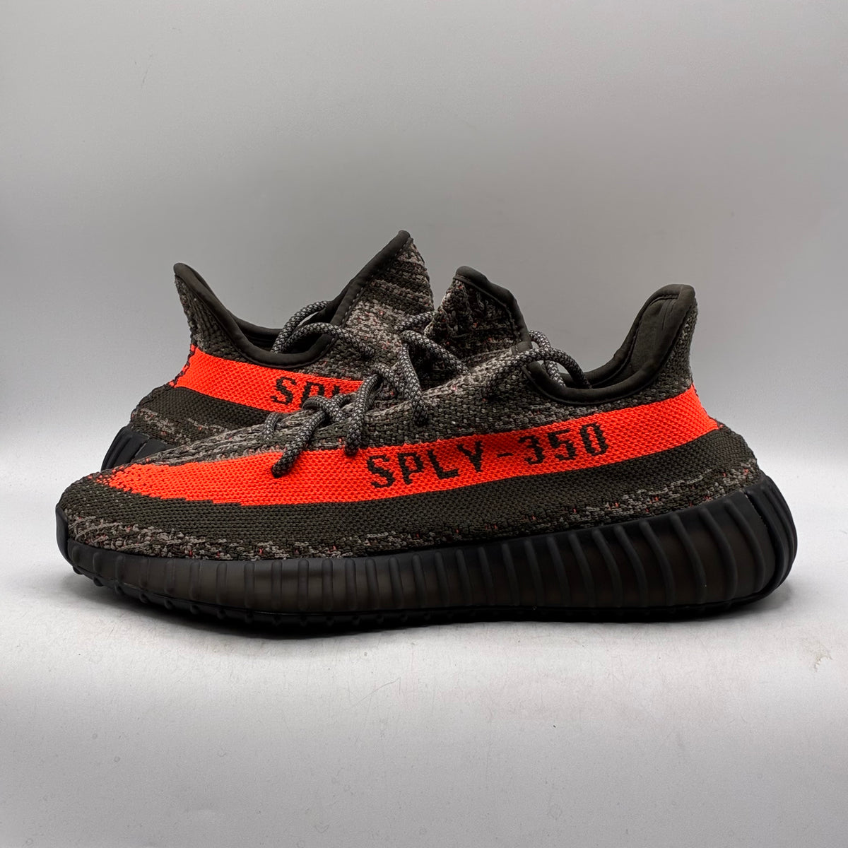 (USED REP BOX) Adidas Yeezy 350 V2 Carbon Beluga Size 8.5