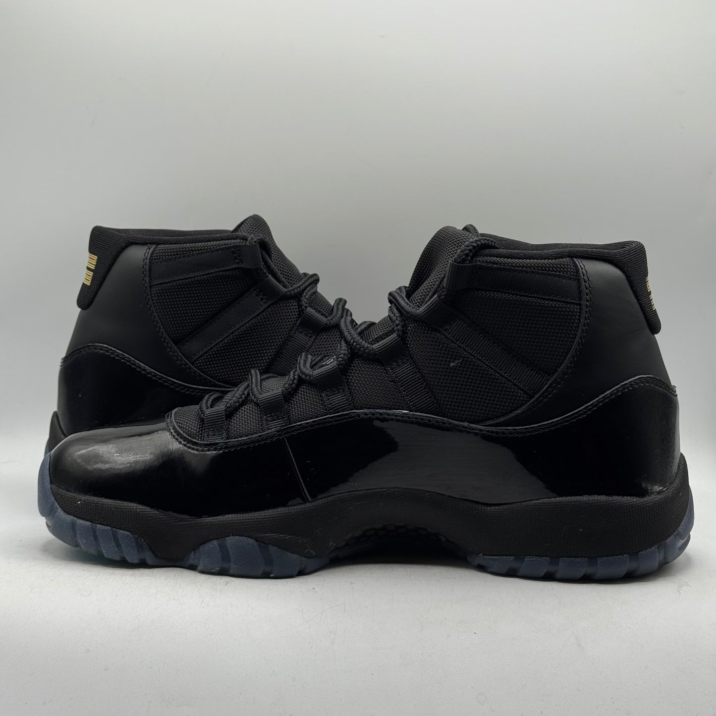 (USED) Jordan 11 Gamma Size 11