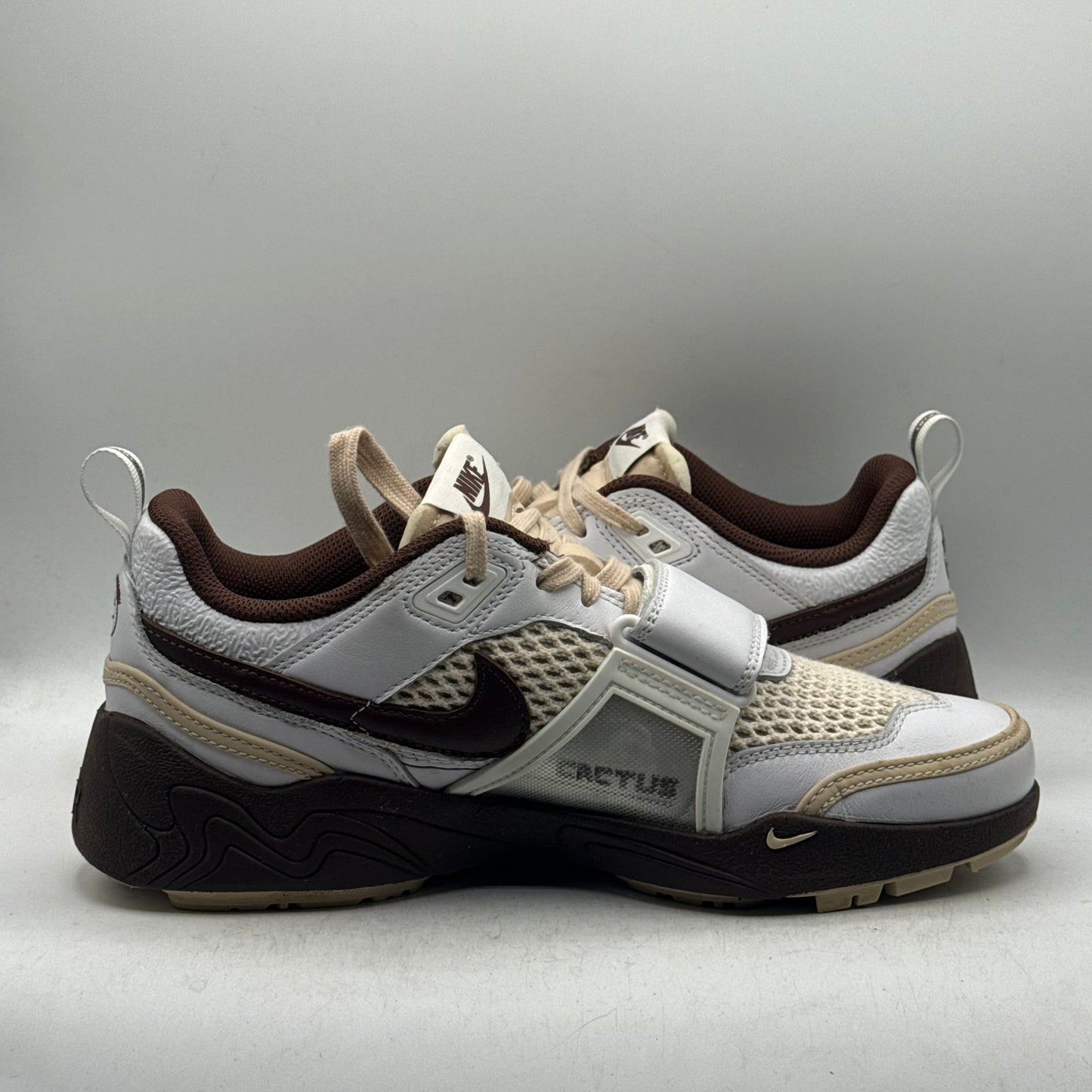 (Used No Box) Nike Zoom Filed Jaxx Light Chocolate Size 8.5