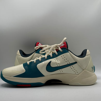 (USED) Kobe V Protro Caitlin Calrk Coconut Milk Size 10