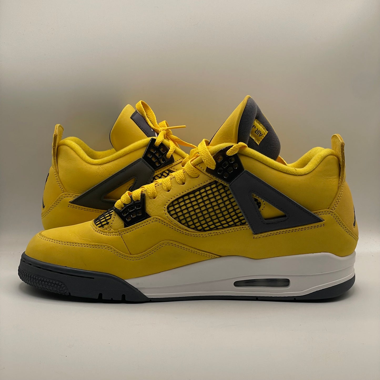 (USED) Jordan 4 Lightning Size 13