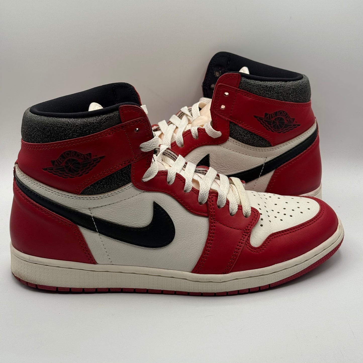 (USED) Jordan 1 High Lost and Found Size 10.5