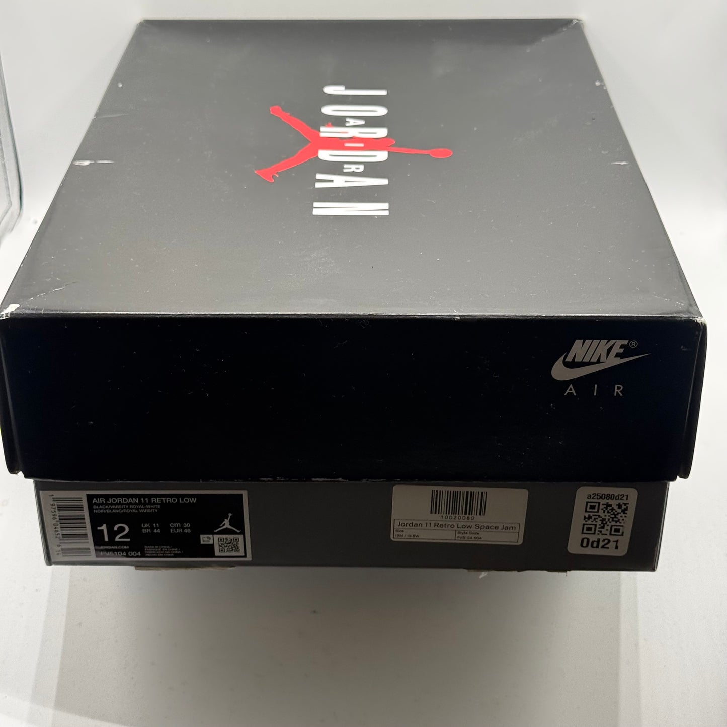 (Used) Jordan 11 Low Space Jam Size 12