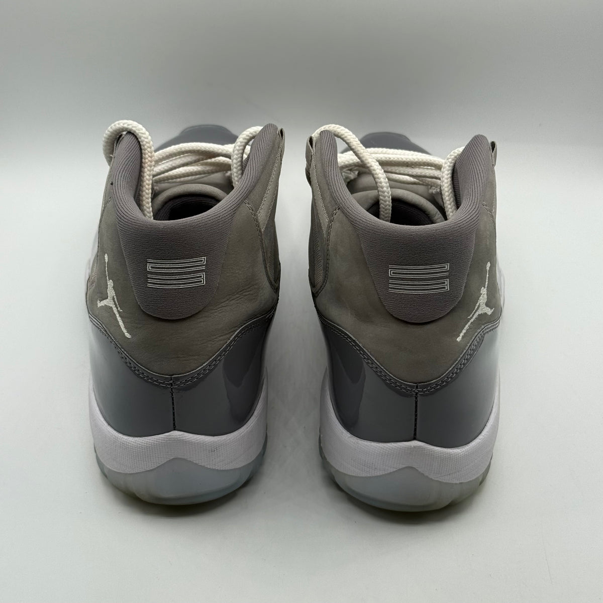 (USED) Jordan 11 Cool Grey Size 12