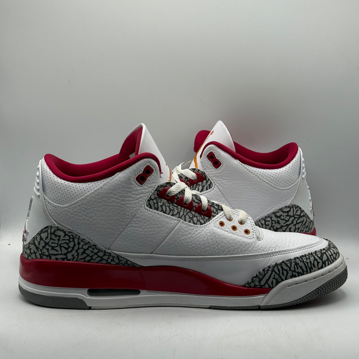 (Used) Jordan 3 Cardinal Size 13
