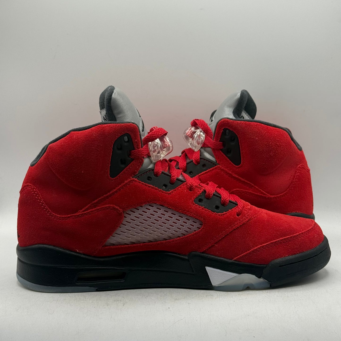 (USED) Jordan 5 Raging Bull (2021) Size 9.5