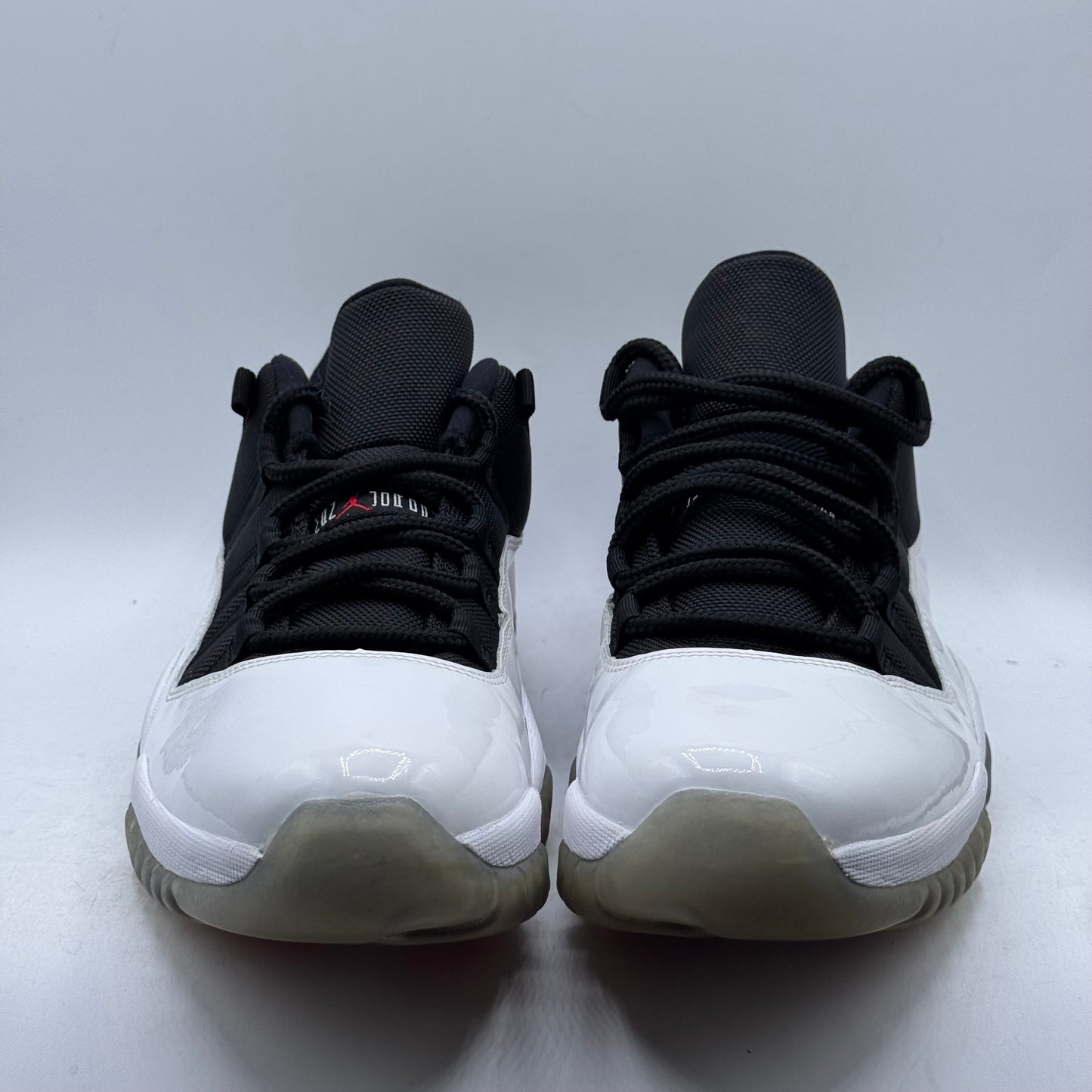 (USED) Jordan 11 Low Tuxedo (2013) Size 11.5