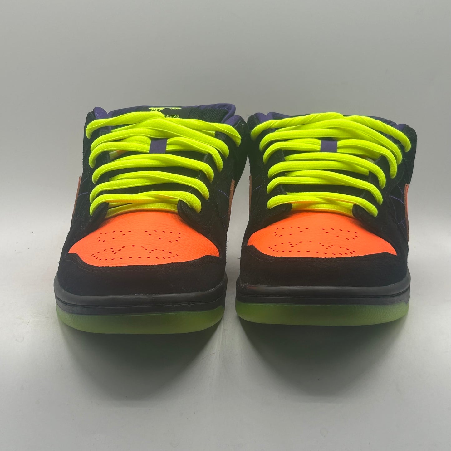 (USED) Nike SB Dunk Low Night of Mischief Halloween Size 9.5