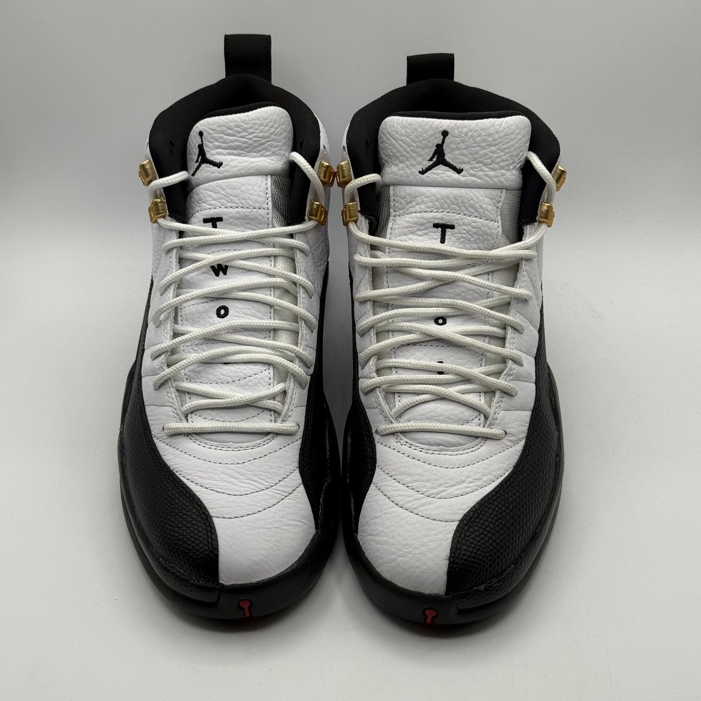 (USED) Jordan 12 Taxi Size 10