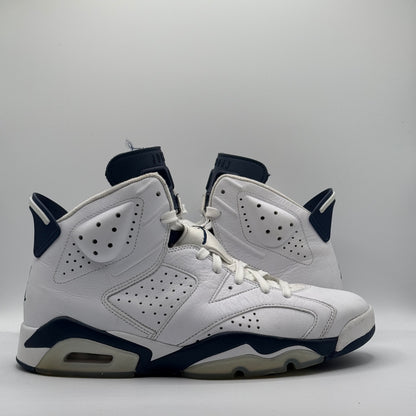 (Used) Jordan 6 Midnight. Navy Size 10.5