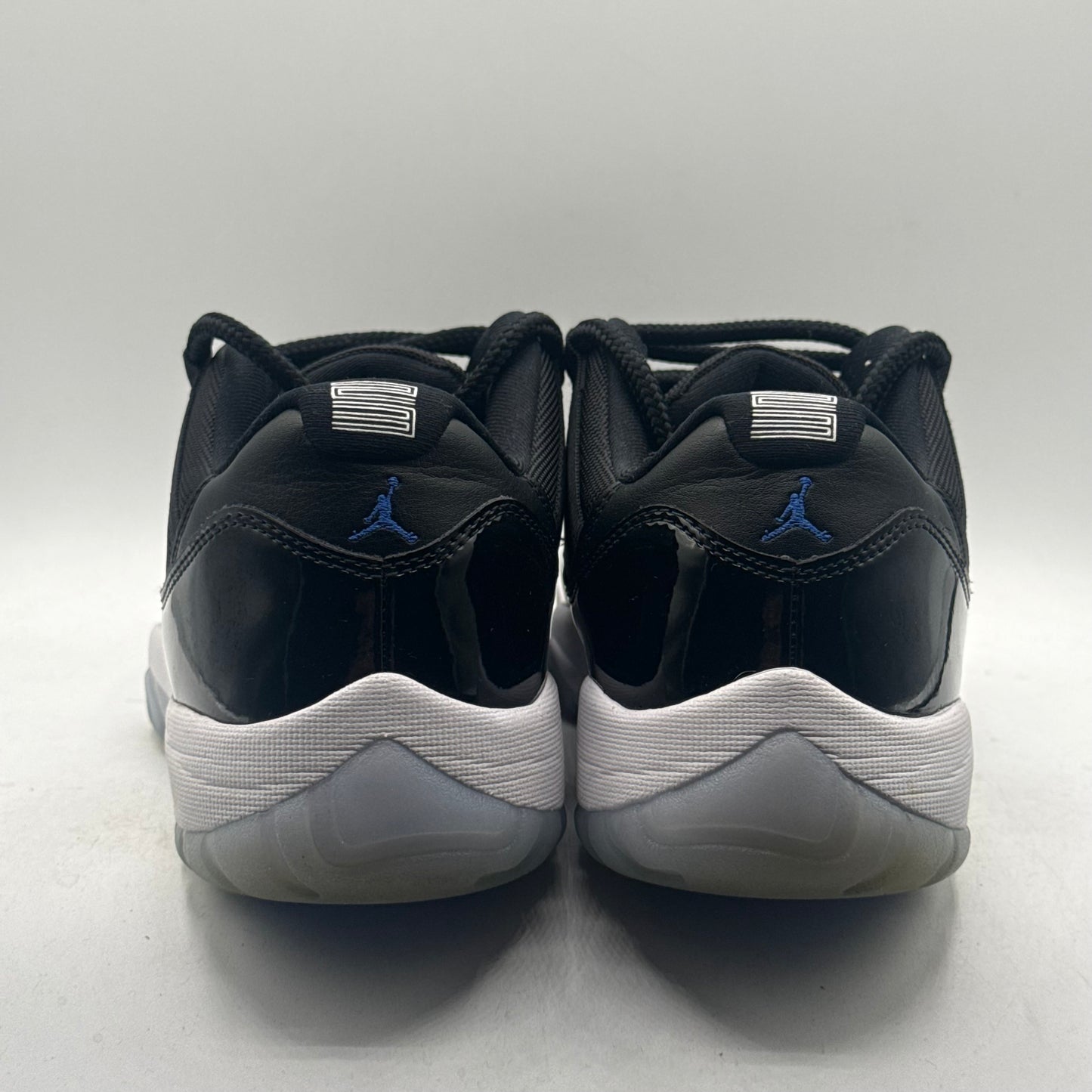 (Used No Box) Jordan 11 Low Space Jam Size 9.5