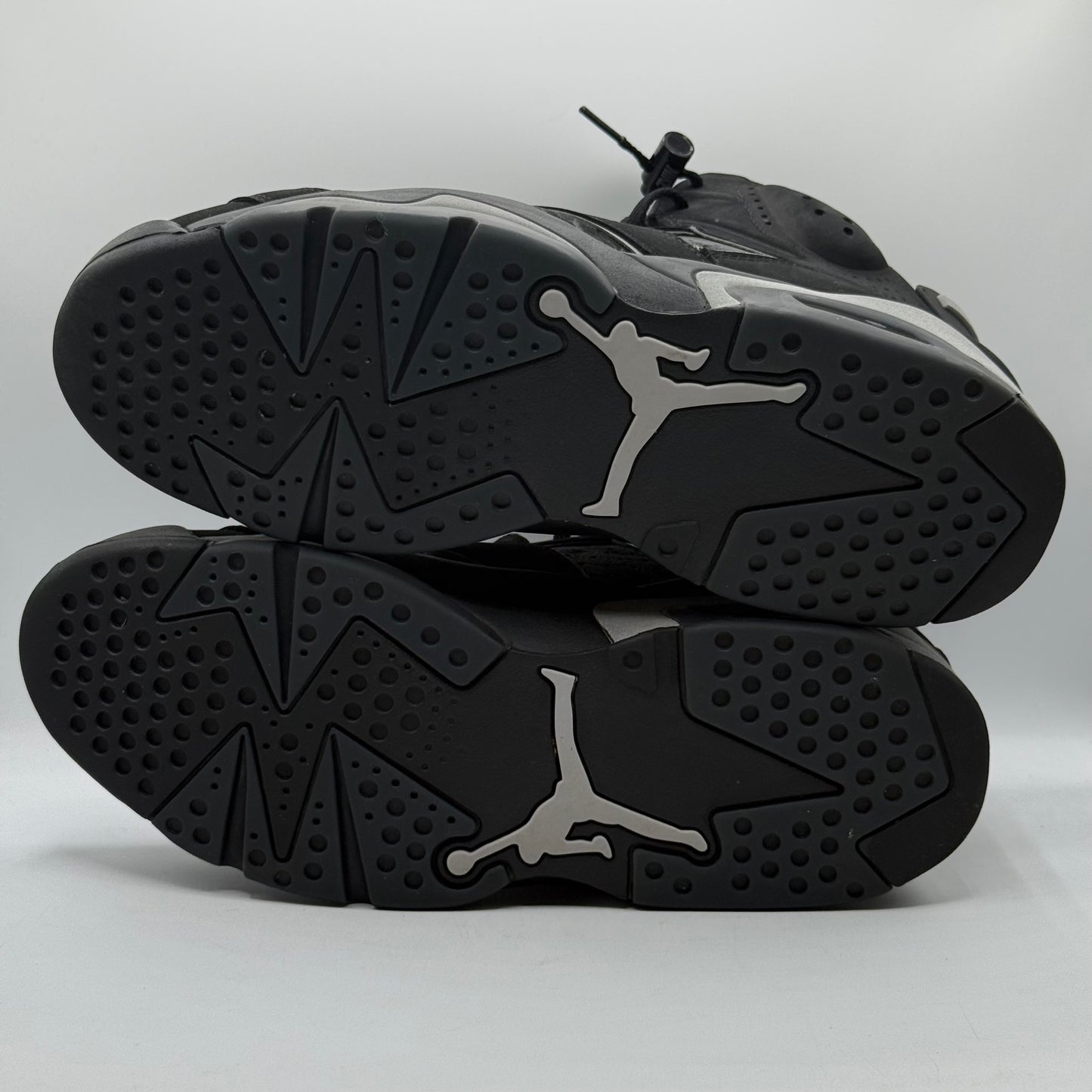 (USED) Jordan 6 Cap n Gown Size 11.5