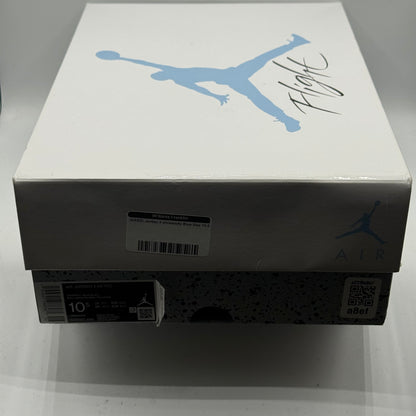 (USED) Jordan 4 University Blue Size 10.5