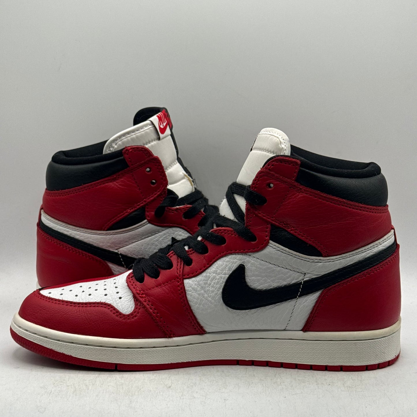 (USED NO BOX) Jordan 1 High Homage To Home Size 9