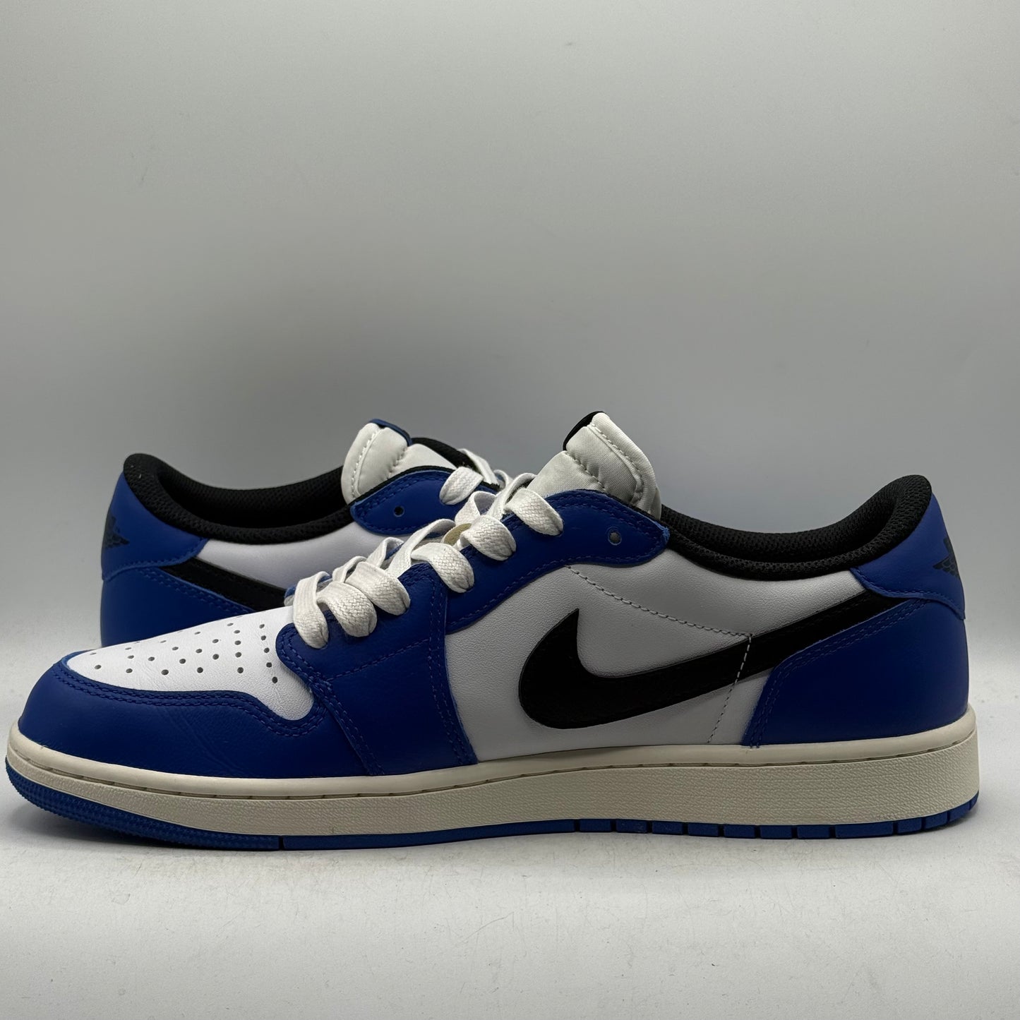 (USED) Jordan 1 Low Game Royal Size 12