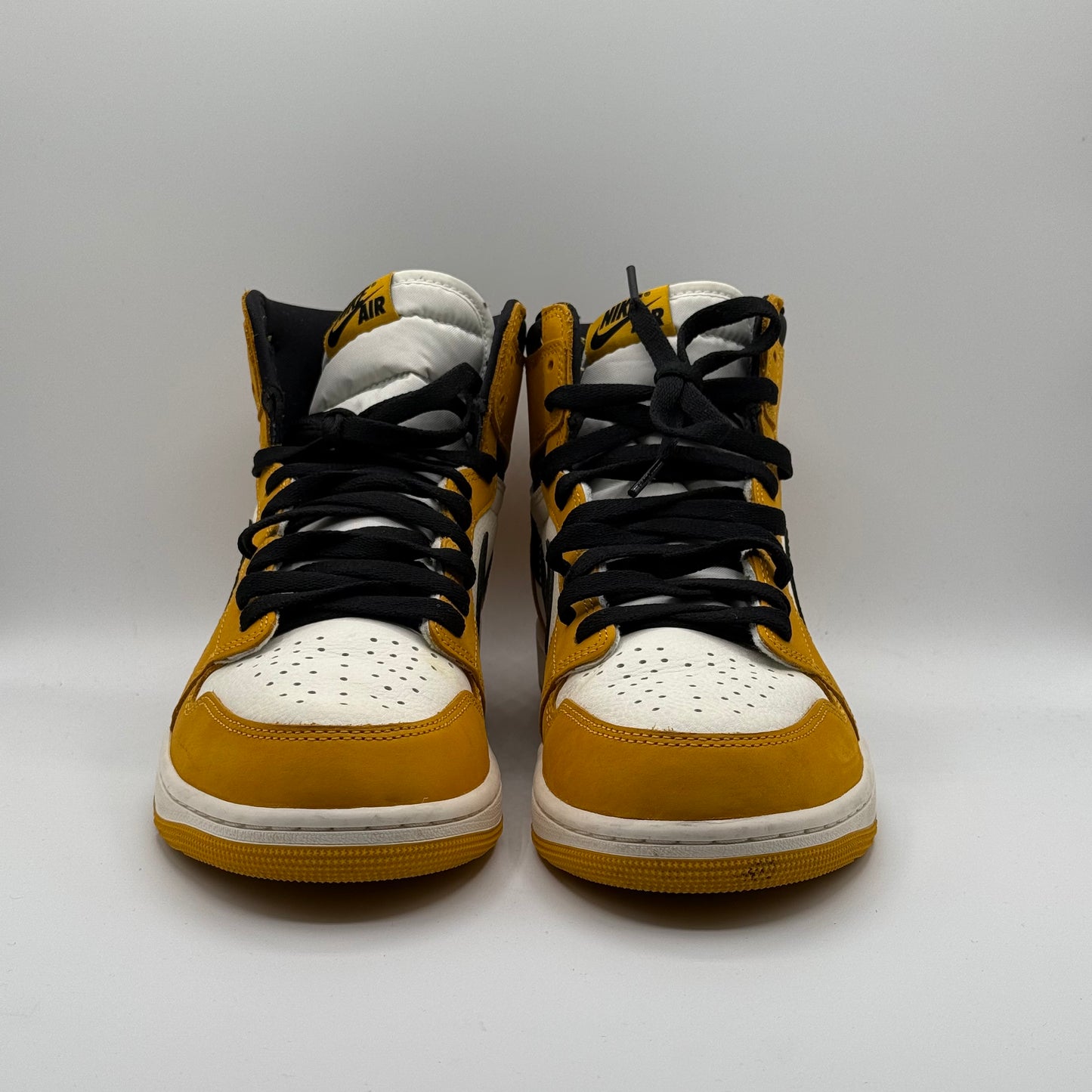 (Used) Jordan 1 High Yellow Ochre Size 10