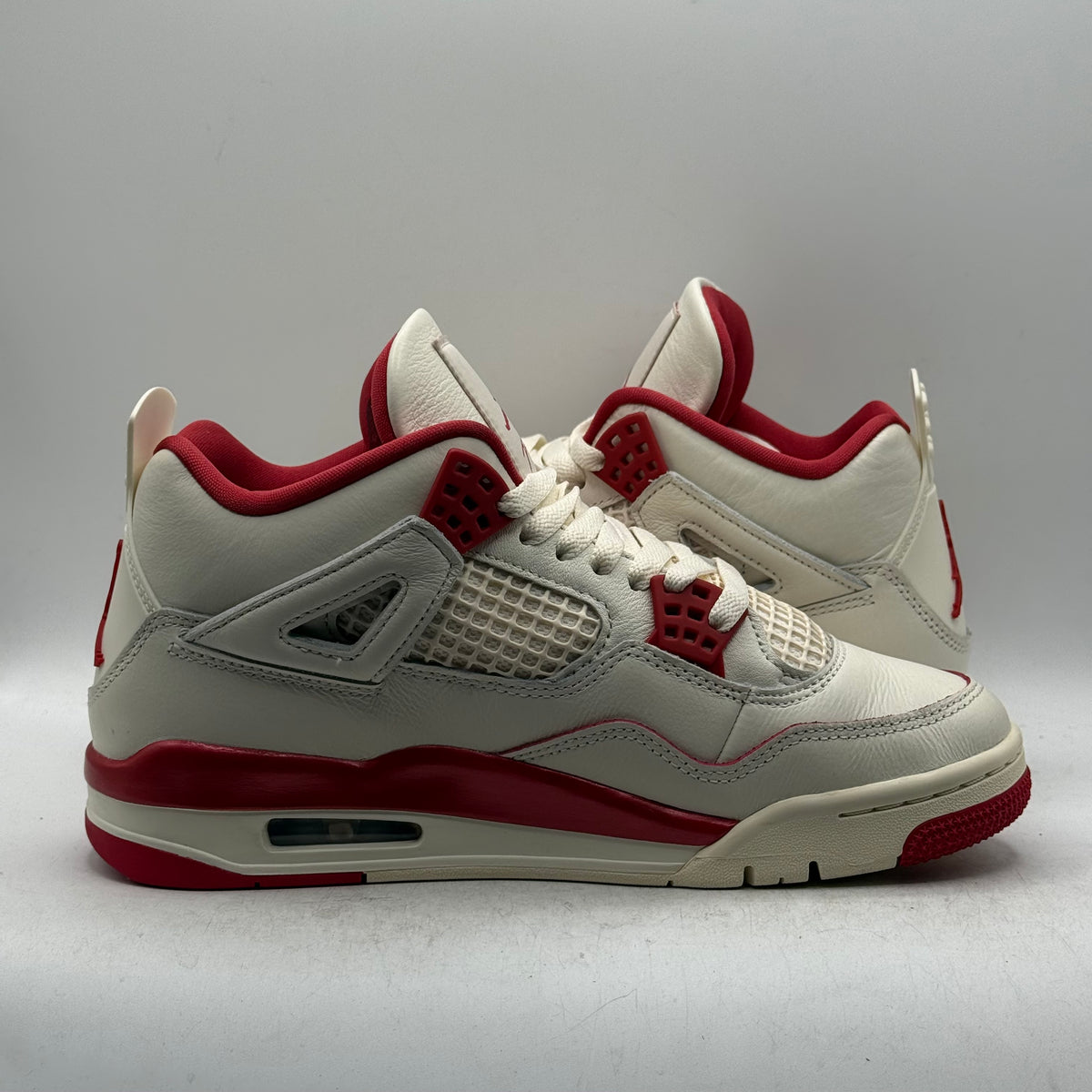 (Used) Jordan 4 Valentines Day Size 8.5W/7M