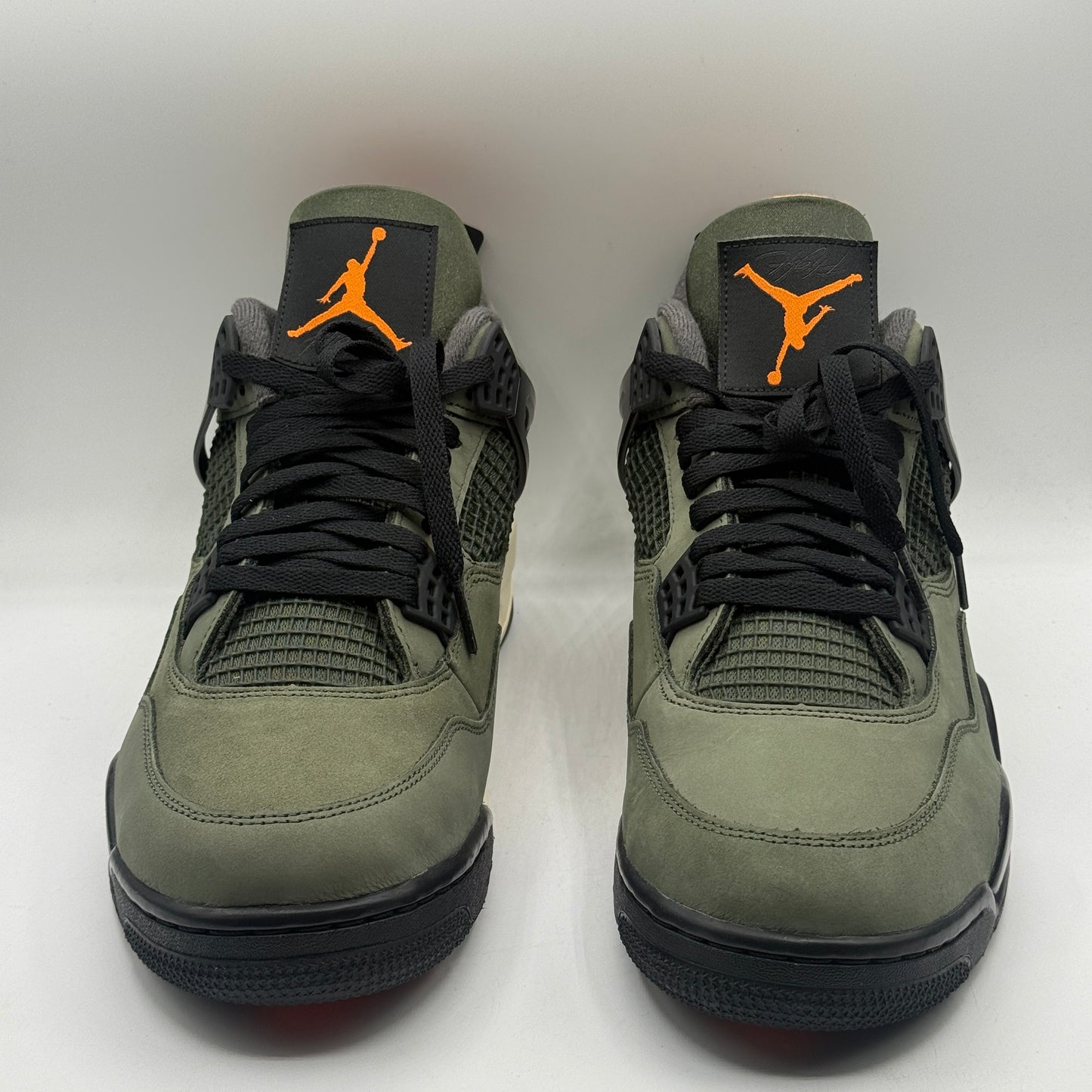 (USED) Jordan 4 Undefeated Size 11.5
