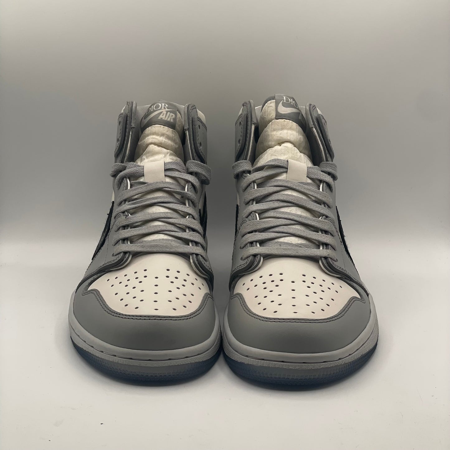 (Brand New,No Box) Jordan 1 High Dior Size 8.5