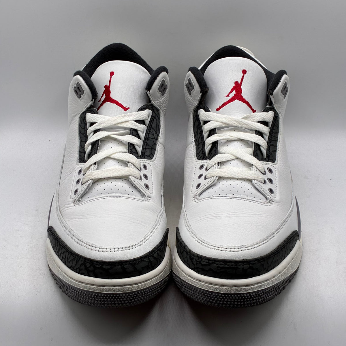 (USED) Jordan 3 Cement Grey Size 10.5