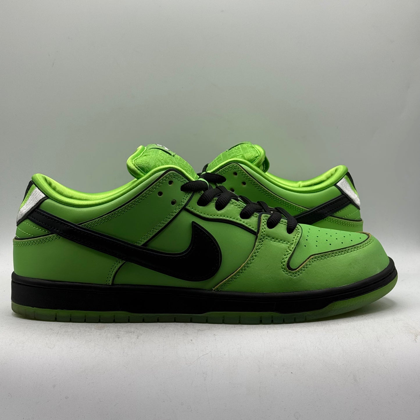 (Used) Nike SB Dunk Powerpuff Girl Buttercup Size 11.5