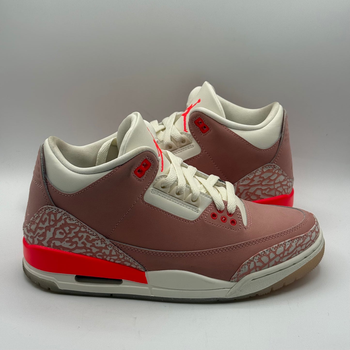 (USED) Jordan 3 Rust Pink Size 8W/6.5Y