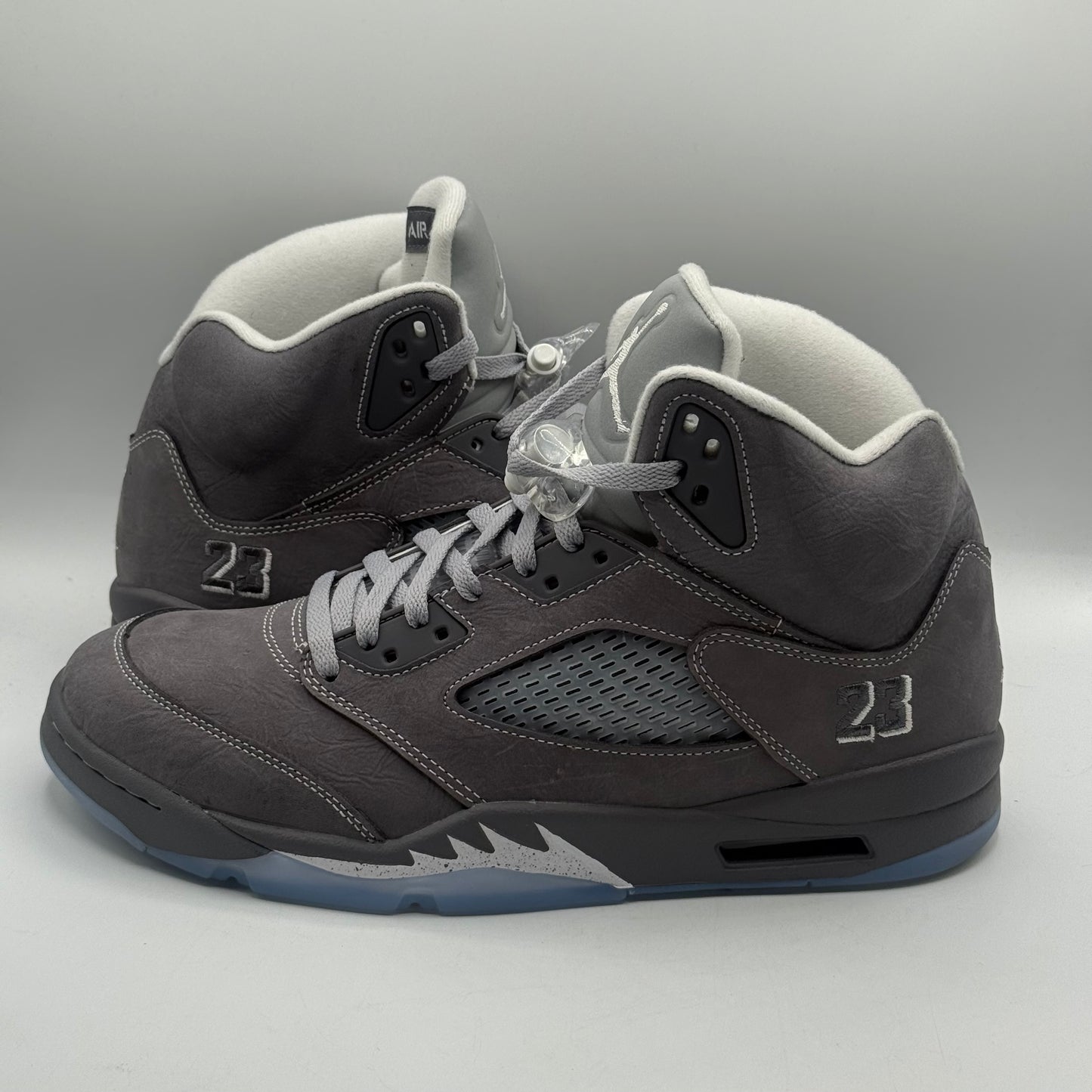 (USED) Jordan 5 Wolf Grey Size 11.5